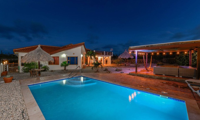 Rancho House | Connect with nature while you relax with an amazing sunset view.