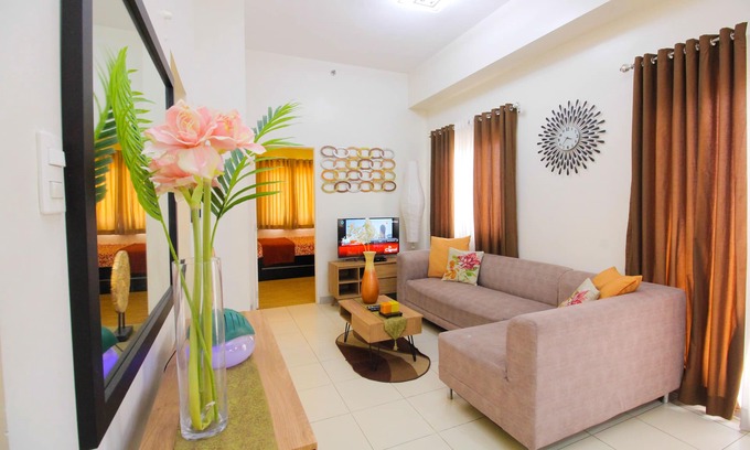 Sampaloc Apartment | Contemporary 2 Bedroom Penthouse Unit w Reserve Parking & Amazing City View