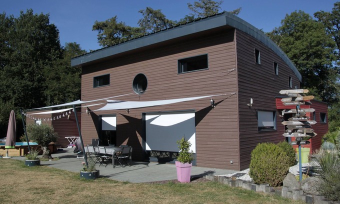 Moncoutant House | Contemporary house of 180 m2 - 4 bedrooms - Land 1600 m2 with swimming pool wood