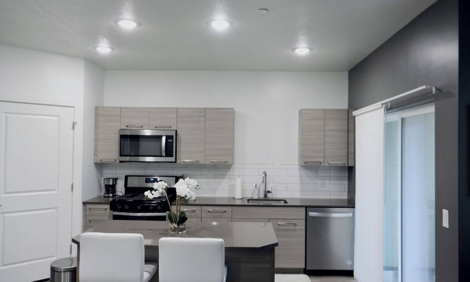 Downtown Salt Lake City Apartment | Contemporary SLC Suite