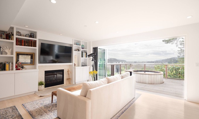Almonte House | Contemporary view of Charmer Bay In Mill Valley
