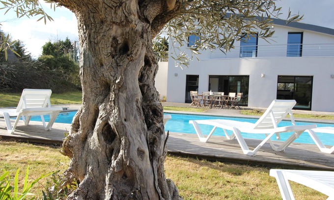 Gouesnach Villa | Contemporary Villa Kerseal