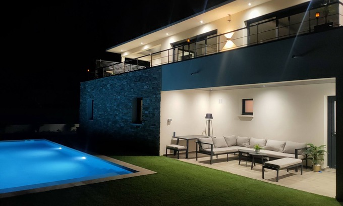 Ollioules Villa | Contemporary villa with heated pool just 10 minutes from the beach