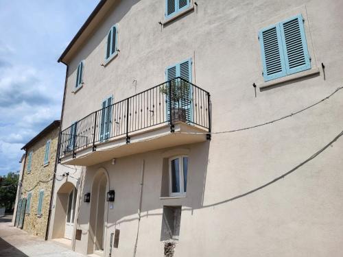 Montemassi Apartment | Conti di San Bonifacio - Tuscan Townhouse