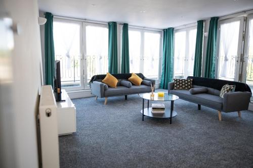 Tooting Apartment | Contractors Long Term London Apartment, En Suites, NHS, Relocation, WiFi