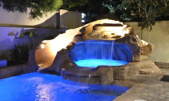 Southwest Anaheim House | Convenience Location! Only 2.5 miles to Disneyland, 13 miles to Huntington Beach