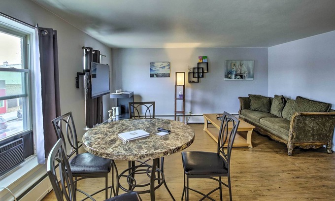 Kaukauna Apartment | Convenient Kaukauna Condo, 8 Mi to Appleton!