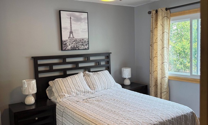 North Bergen House | Convenient Location in North Bergen