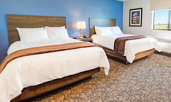 Randolph Center Hotel | Convenient Vermont Getaway | Near I-89, Pet-Friendly, Perfect for Road Trips