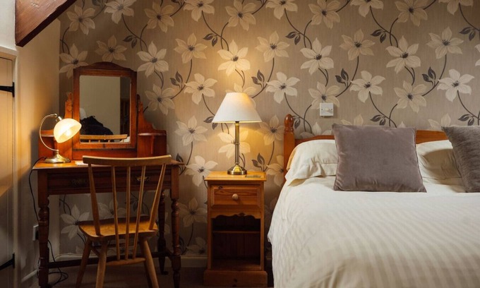 Haverfordwest House | Converted Stone Cottage with indoor swimming pool