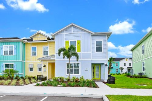 West Kissimmee Villa | Cool Cottage Near Disney With Margaritaville Resort & Island H20 Waterpark Access - 3184Cs