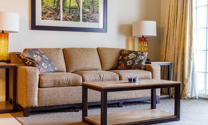 Lincoln Apartment | Cool South Mountain Resort, Studio, Hike a Mile or More
