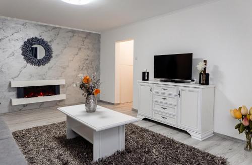 Alba Iulia Apartment | CooZee Apartment