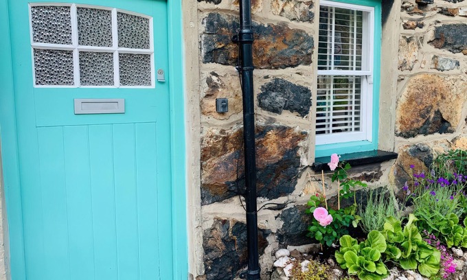 Beddgelert Cottage | COPPER MINERS COTTAGE, pet friendly in Beddgelert, Eryri (Snowdonia)