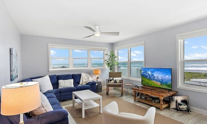 Vilano Beach House | Coquina Village | Wren Beach Rentals by Portoro