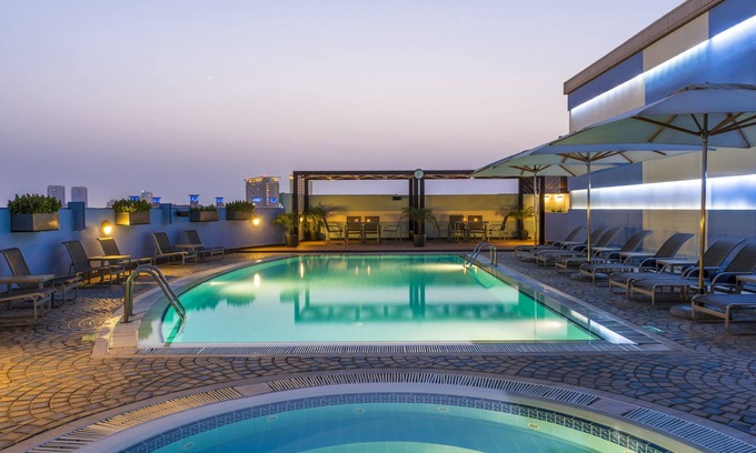 Al Muraqqabat Hotel | Coral Dubai Deira Hotel