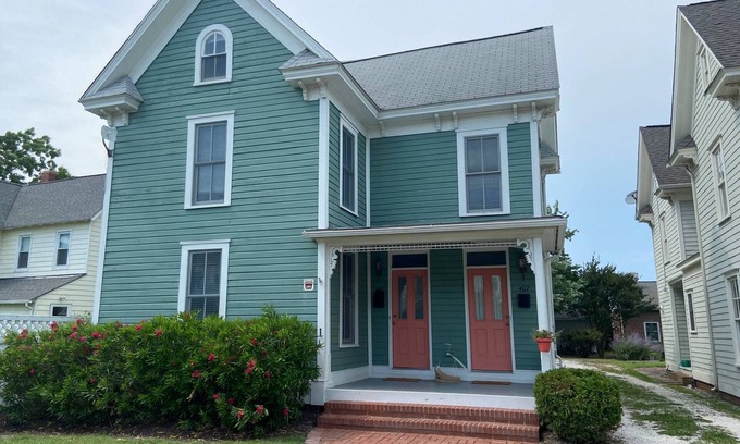 Cape Charles House | Coral Haven 1 - Chesapeake Properties