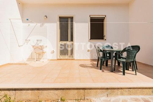 Torre Specchia Ruggeri Apartment | Coral Reef