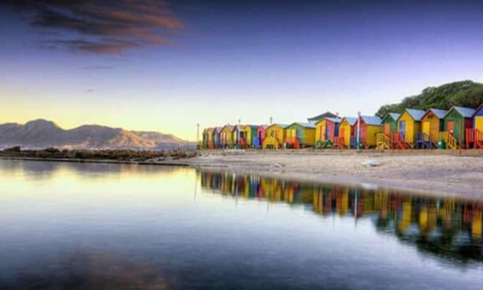 Simon's Town Apartment | Coral Sands on Muizenberg