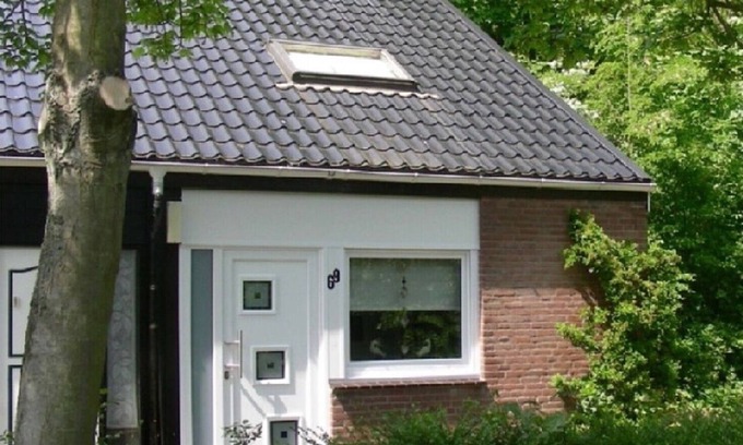 Bruinisse House | Corner house 3 bedrooms on the Grevelingen Sea in the park Aquadelta, free Wi-Fi