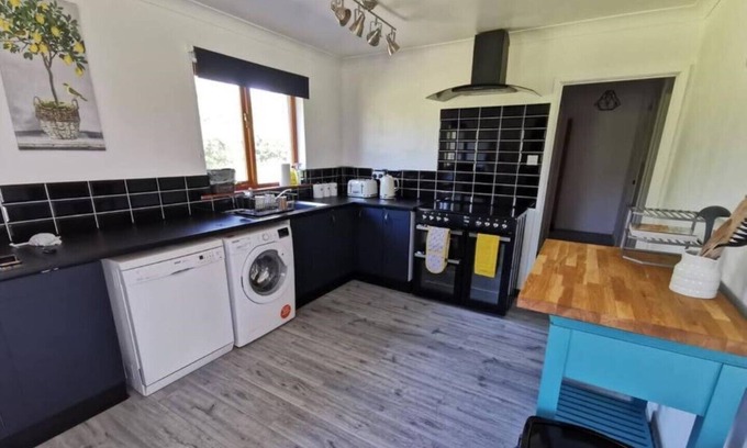 Llandeilo Cottage | Corner Patch Retreat