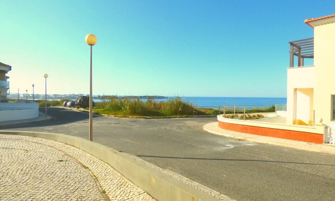 Baleal House | Cosmos Retreat Baleal