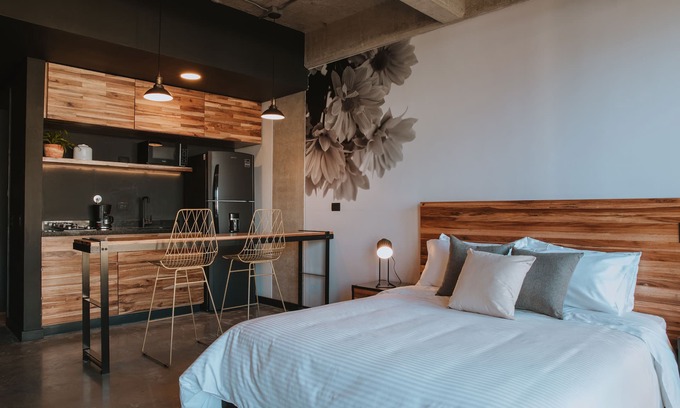 Laureles Apartment | Cost-effective enjoyable Studio in Laureles with A/C