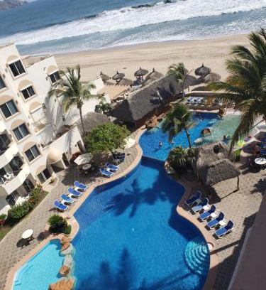 Cerritos Apartment | Costa Bonita Beach & Resort
