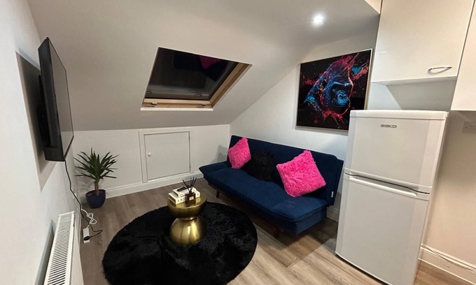 Lambeth Apartment | Cosy 1-bedroom apartment in beautiful location in London with WiFi and Netflix