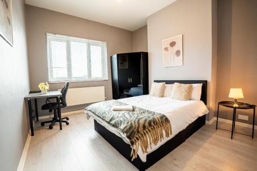 Selhurst Apartment | Cosy 2 Bed Apartment with Easy Access to Central London- Free On-Street Parking- 10 mins from Norwood Junction Station