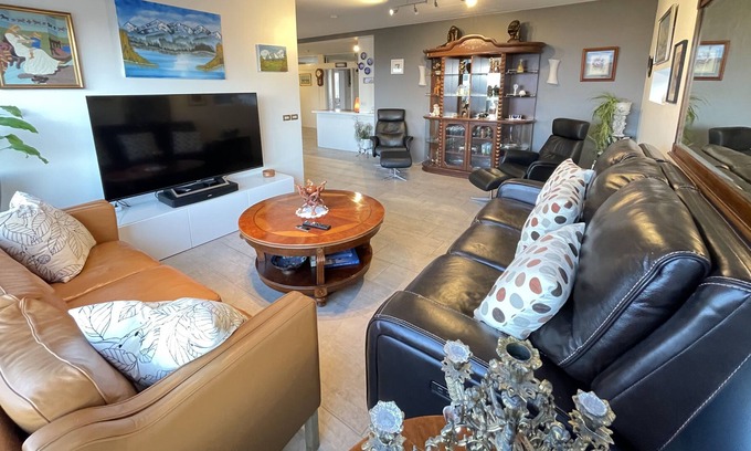 Akranes House | Cosy and Spacious house in Akranes, brilliant base to explore Iceland