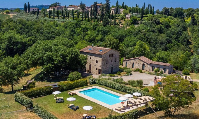 Collalto House | Cosy apartment in villa with private pool, WIFI, A/C, TV, patio, panoramic view and parking