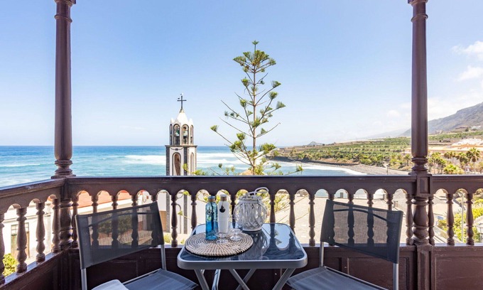 Garachico Apartment | Cosy apartment for 6 guests with WIFI, TV, terrace and panoramic view