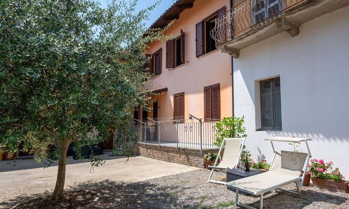 Grazzano Badoglio Apartment | Cosy apartment for 6 guests with WIFI, A/C and terrace