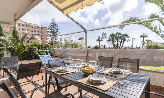Marina di Andora Apartment | Cosy apartment for 7 people with WIFI, TV, terrace and pets allowed