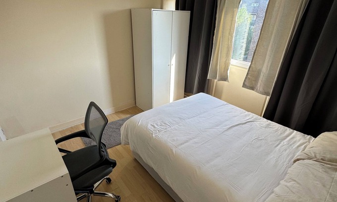 Mortlake Apartment | Cosy apartment close to Roehampton country club and the Priory hospital
