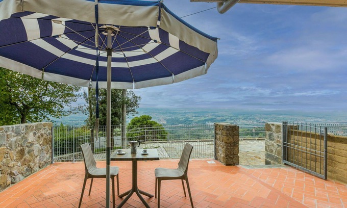 San Baronto Apartment | Cosy apartment for 2 guests with pool, WIFI, TV, terrace, pets allowed and parking