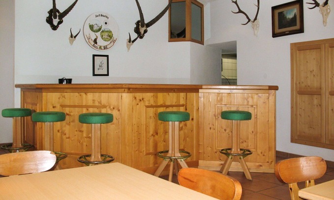 Fliess Apartment | Cosy apartment for 28 people with WIFI, TV, patio and parking