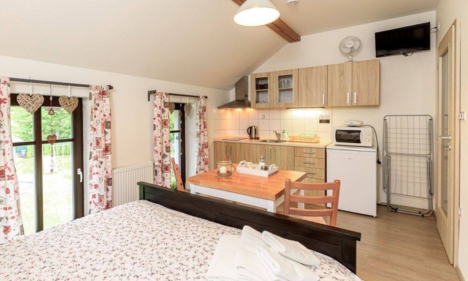 Arnoltice Apartment | Cosy apartment for 2 people with WIFI, TV and terrace