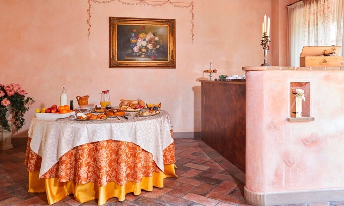 San Brizio Apartment | Cosy apartment for 2 people with pool, WIFI, TV and balcony, close to Spoleto