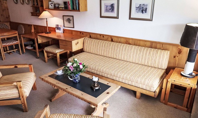 Acletta Apartment | Cosy apartment for 4 guests with pool, WIFI, TV, balcony and panoramic view