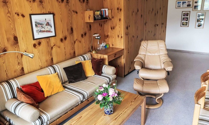 Acletta Apartment | Cosy apartment for 4 people with WIFI, pool, TV, balcony and panoramic view
