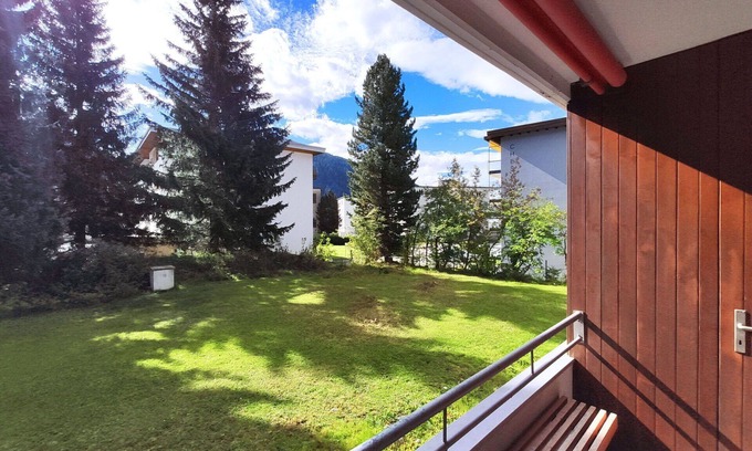 Davos-Dorf Apartment | Cosy apartment for 4 people with WIFI, TV, balcony and pets allowed