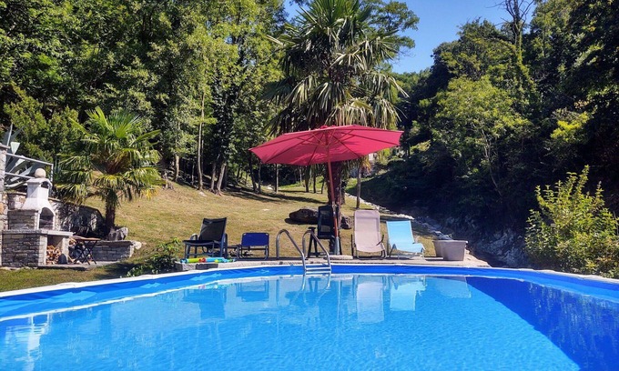 Sorico Apartment | Cosy apartment for 5 guests with WIFI, pool, TV, balcony, pets allowed and parking