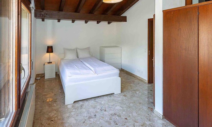 Engelberg Apartment | Cosy apartment for 6 people with WIFI, TV and balcony