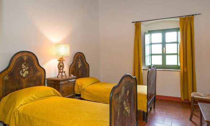 Suvereto Apartment | Cosy apartment for 8 guests with WIFI, A/C and TV