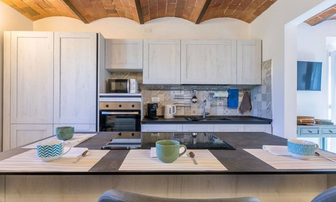 Donoratico Apartment | Cosy apartment for 6 guests with WIFI, A/C and pets allowed