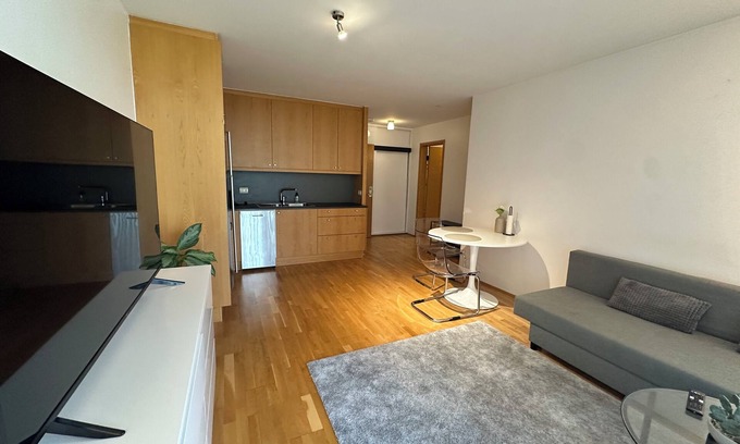 Haaleiti Apartment | Cosy apartment in Fossvogur, Reykjavik