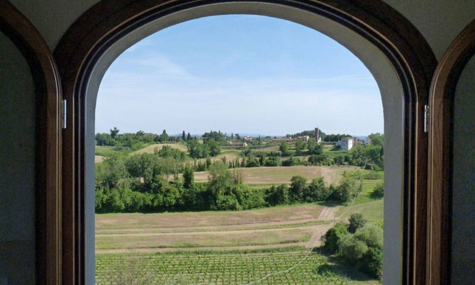 Fucecchio Villa | Cosy apartment in villa for 4 people with A/C, pool, WIFI, pets allowed and parking