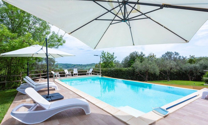 Casalbordino House | Cosy apartment in villa for 6 people with pool, WIFI, TV and terrace